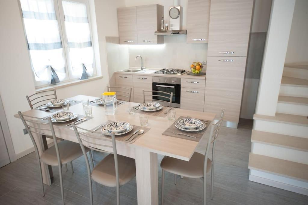 Casa Gemma - Big Family House With Free Parking Διαμέρισμα San Giovanni Lupatoto Εξωτερικό φωτογραφία